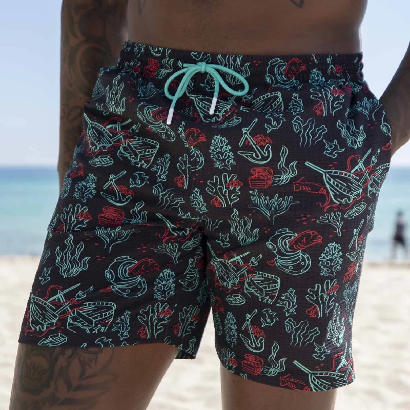 Sweet Girl Shipwreck – Stretch Seersucker Hybrid Shorts