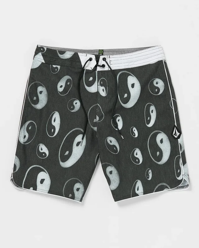 Luxury Fashion Sense Scallop Stoney Trunks
