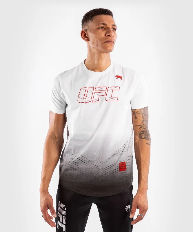 Comfortable Design UFC Venum Authentic Fight Week 2 Men's Short Sleeve T-shirt - White