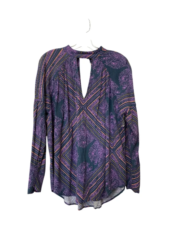 Effortless Outfits Top Long Sleeve By Free People In Grey & Purple, Size: S