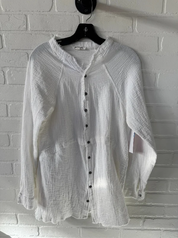 Elegant Temperament Top Long Sleeve By Oli & Hali In White, Size: S