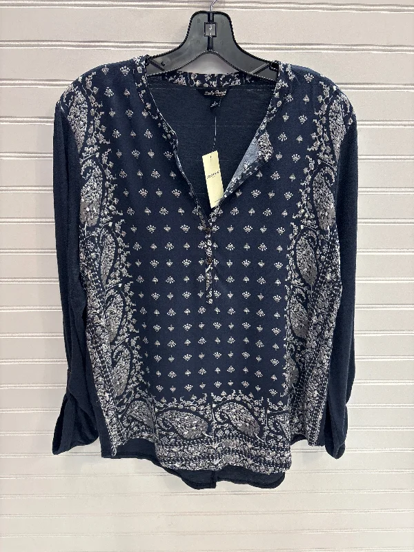 Light Layers Top Long Sleeve By Lucky Brand In Blue & White, Size: L