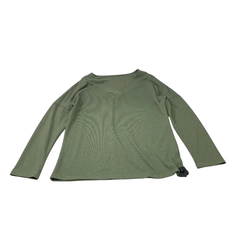 Retro Prints Top Long Sleeve Basic By Clothes Mentor In Green, Size: M