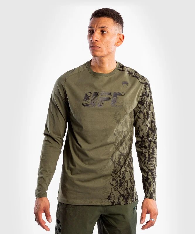 Trendy Traveler UFC Venum Authentic Fight Week Men's Long Sleeve T-shirt - Khaki