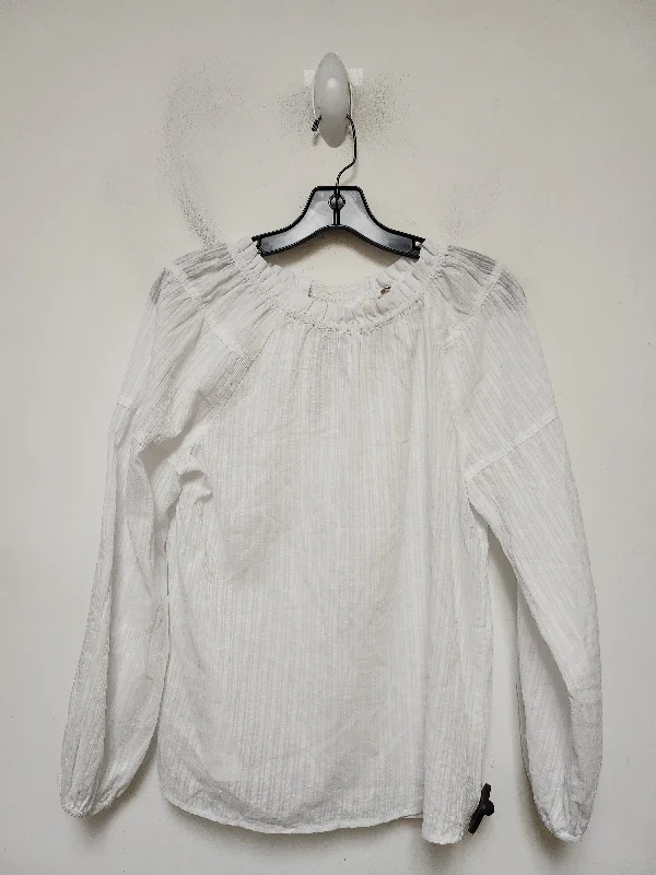 Relaxed Chic Top Long Sleeve By Chelsea And Violet In White, Size: M