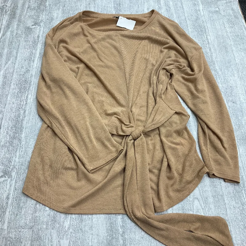 Casual Chic Top Long Sleeve By Express In Tan, Size: L