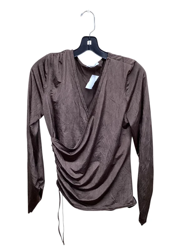 Simple Style Top Long Sleeve By Topshop In Brown, Size: M