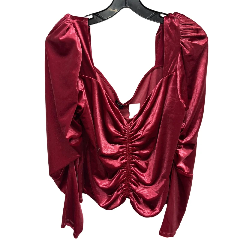 Hooded design Top Long Sleeve By Express In Red