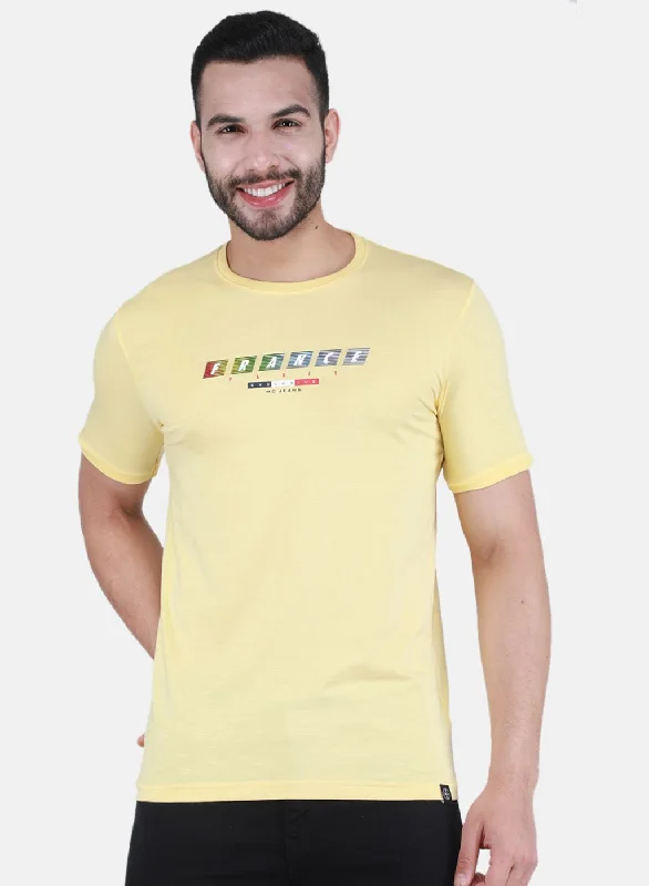 Relaxed Wear Men Yellow Printed T-Shirt