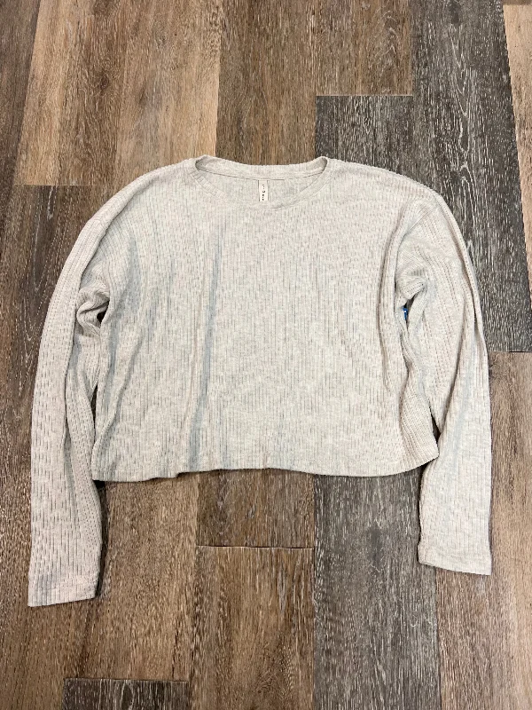 Easygoing Fashion Top Long Sleeve By Babaton In Grey, Size: M
