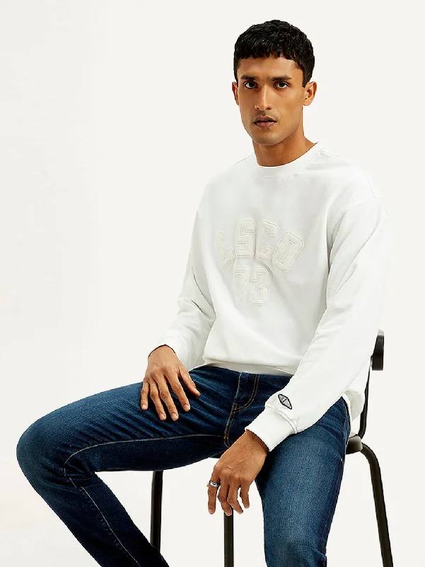 Casual Elegance Men's Typography White Crew Neck Sweatshirt