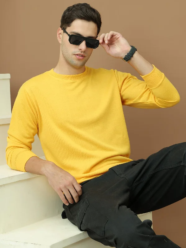 Fashionable And Fashionable VimaL Jonney Regular Fit Yellow Solid Sweatshirt For Men