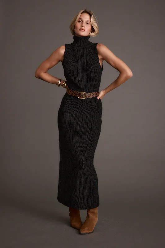 Trendy Layers Monique Black Sleeveless Sweater Maxi Dress